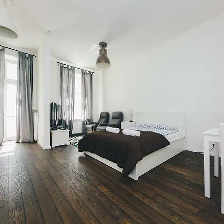 Shortstaypoland Noakowskiego Варшава Екстер'єр фото