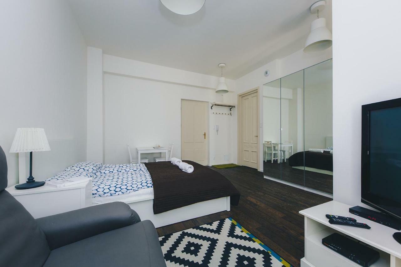 Apartment Shortstaypoland Noakowskiego
